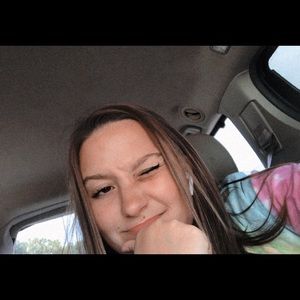 Meet your Posher, Cayla